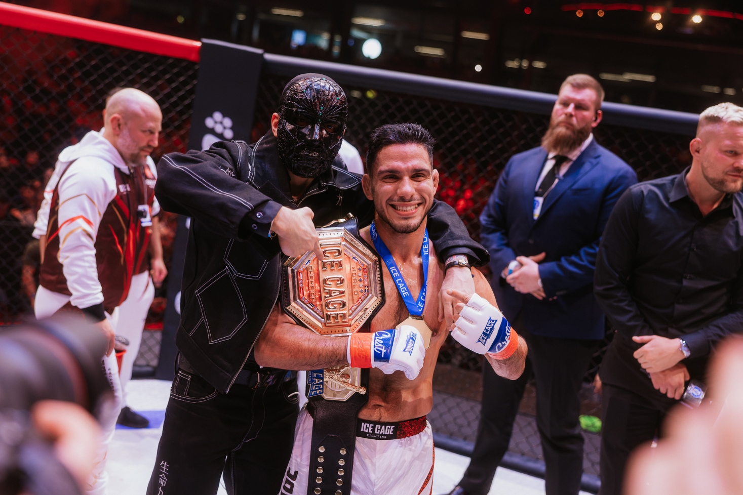 Ice Cage 6: Abdul "Abba" Hussein. Kamppailu-urheilun mestaruus – liitto vai promootio?