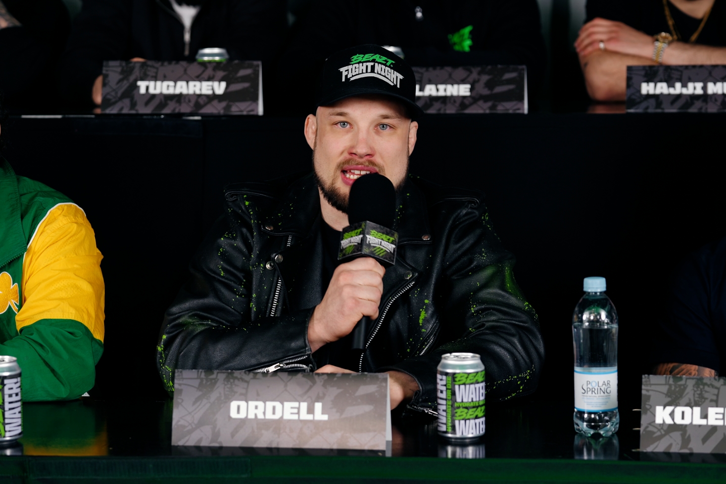 Beaztin toisessa pressitilaisuudessa Eemil Ordell juontamassa