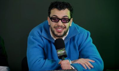 Hajji Muhis pitelee mikrofonia. Hajji Muhis ja Jamil Elo kohtaavat häkissä!