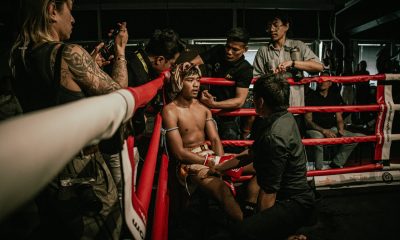 Benjamin Iamruang kehän nurkassa istumassa. Spirit Fight 2 tarjosi yksipuolisen pääottelun!