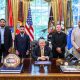 UFC-tähdet vierailivat Valkoisessa talossa
